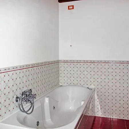 Osteria Di Ramazzano Sleeps 14 Pool Wifi בית נופש *